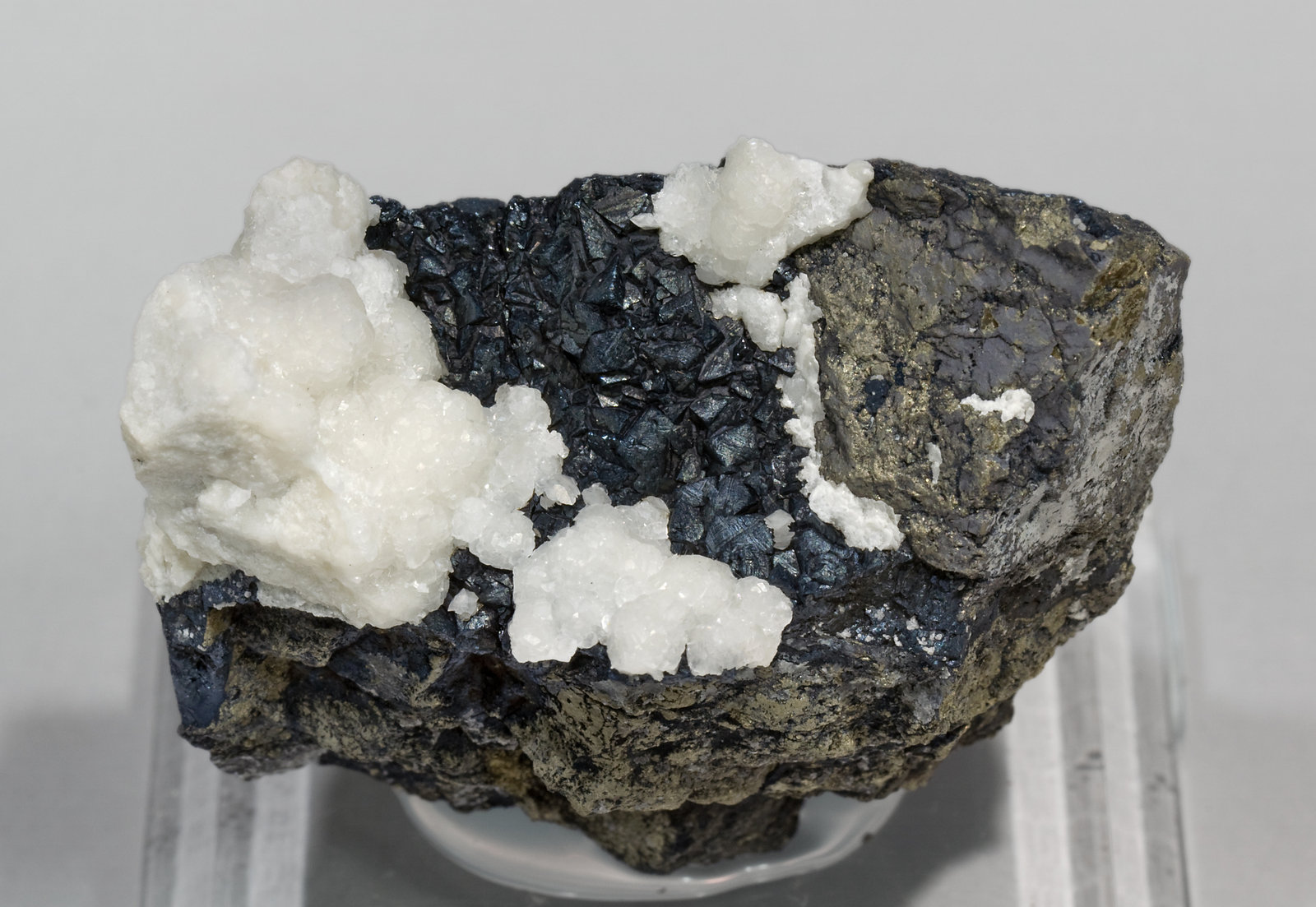 specimens/s_imagesW4/Djurleite-NK6W4f.jpg