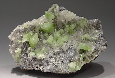 Augelita con Cuarzo. 