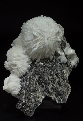 Baryte with Sphalerite. 