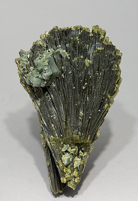 Epidote with Quartz. Rear