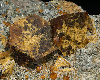 Helvine with Spessartine and Chlorite. 