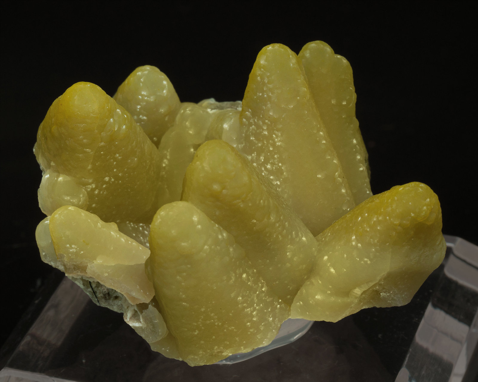 specimens/s_imagesY0/Smithsonite-TA96Y0f.jpg