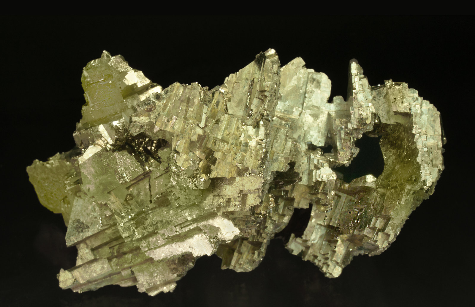 specimens/s_imagesY1/Pyrite-ED47Y1f.jpg