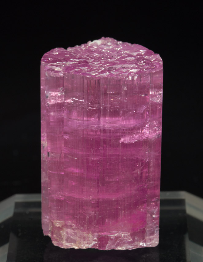 specimens/s_imagesY5/Elbaite_rubellite-VC88Y5f.jpg