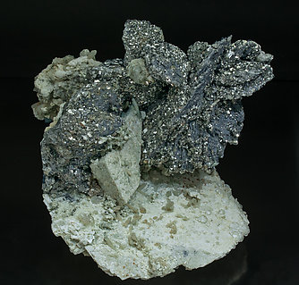 L�llingite with Molybdenite, Calcite, Arsenopyrite, Fluorite and Quartz. Front