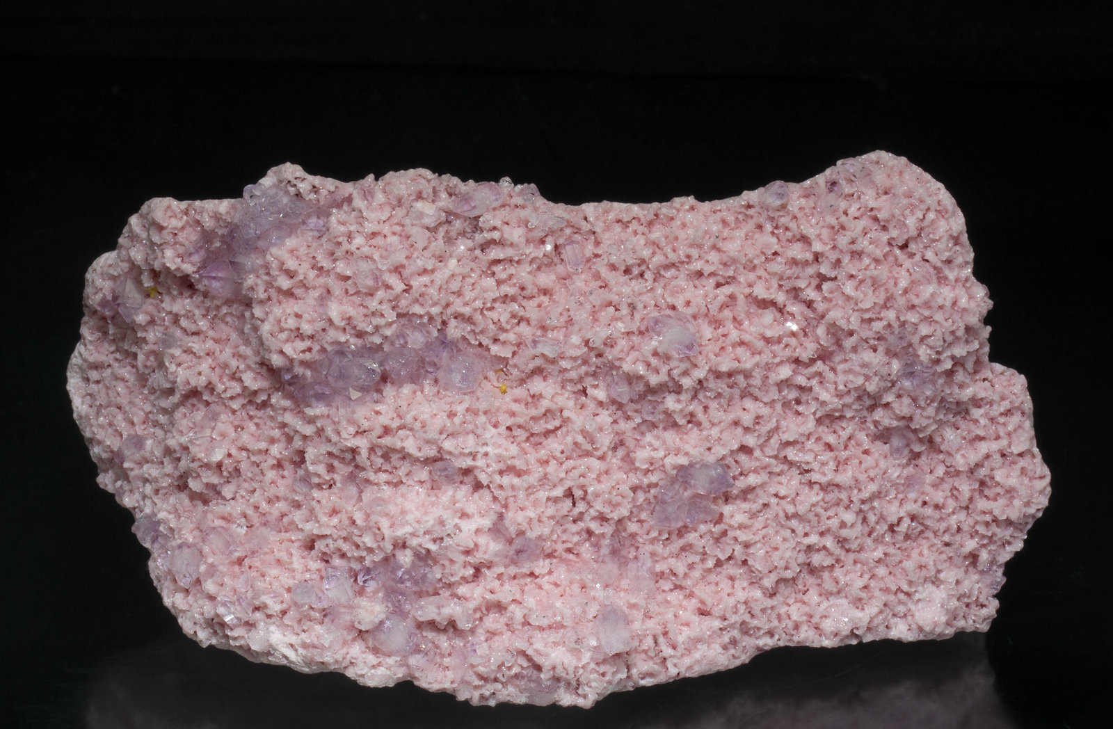 specimens/s_imagesZ3/Rhodochrosite-MC50Z3f.jpg