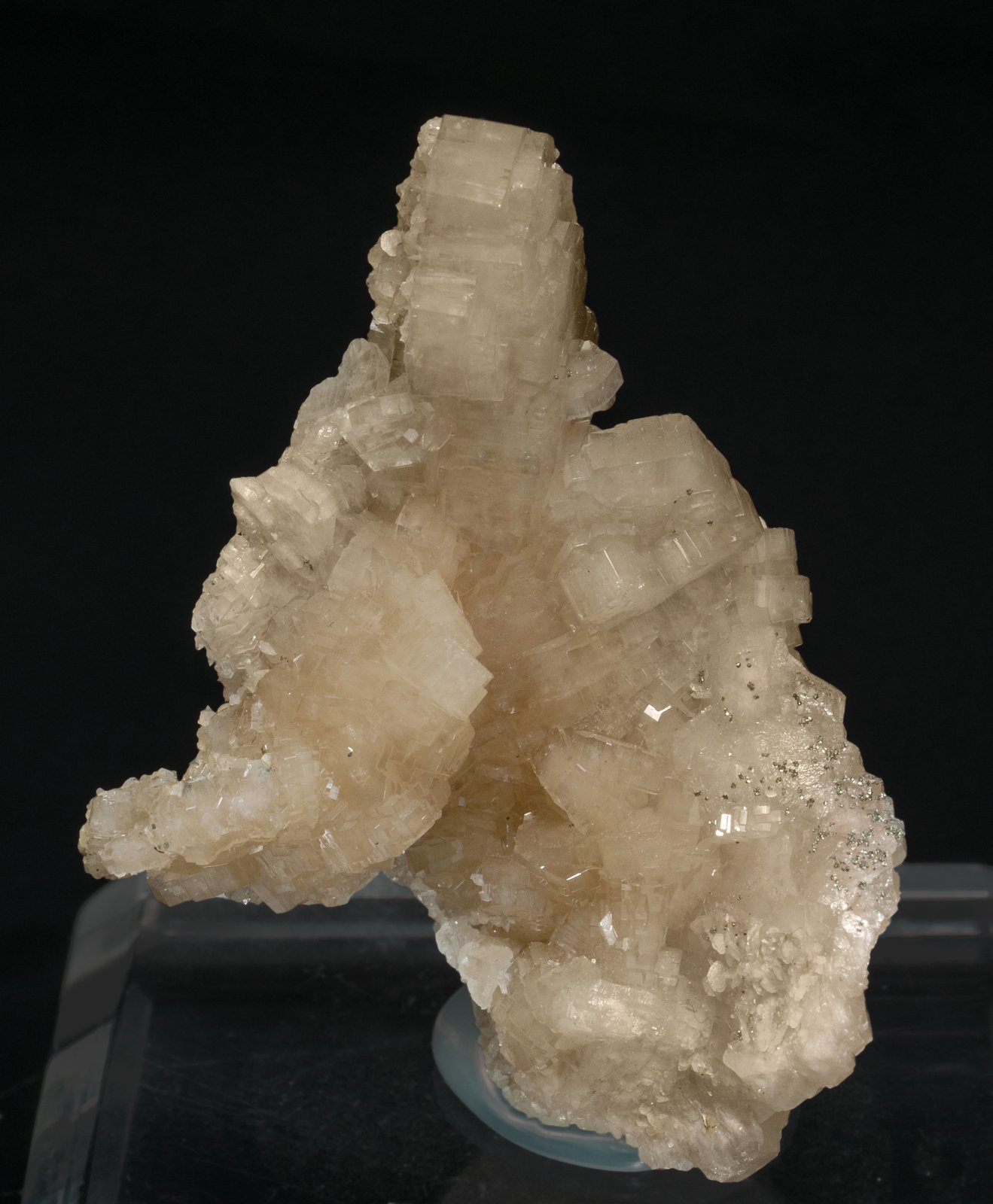 specimens/s_imagesZ4/Fluorapatite-ND16Z4f.jpg