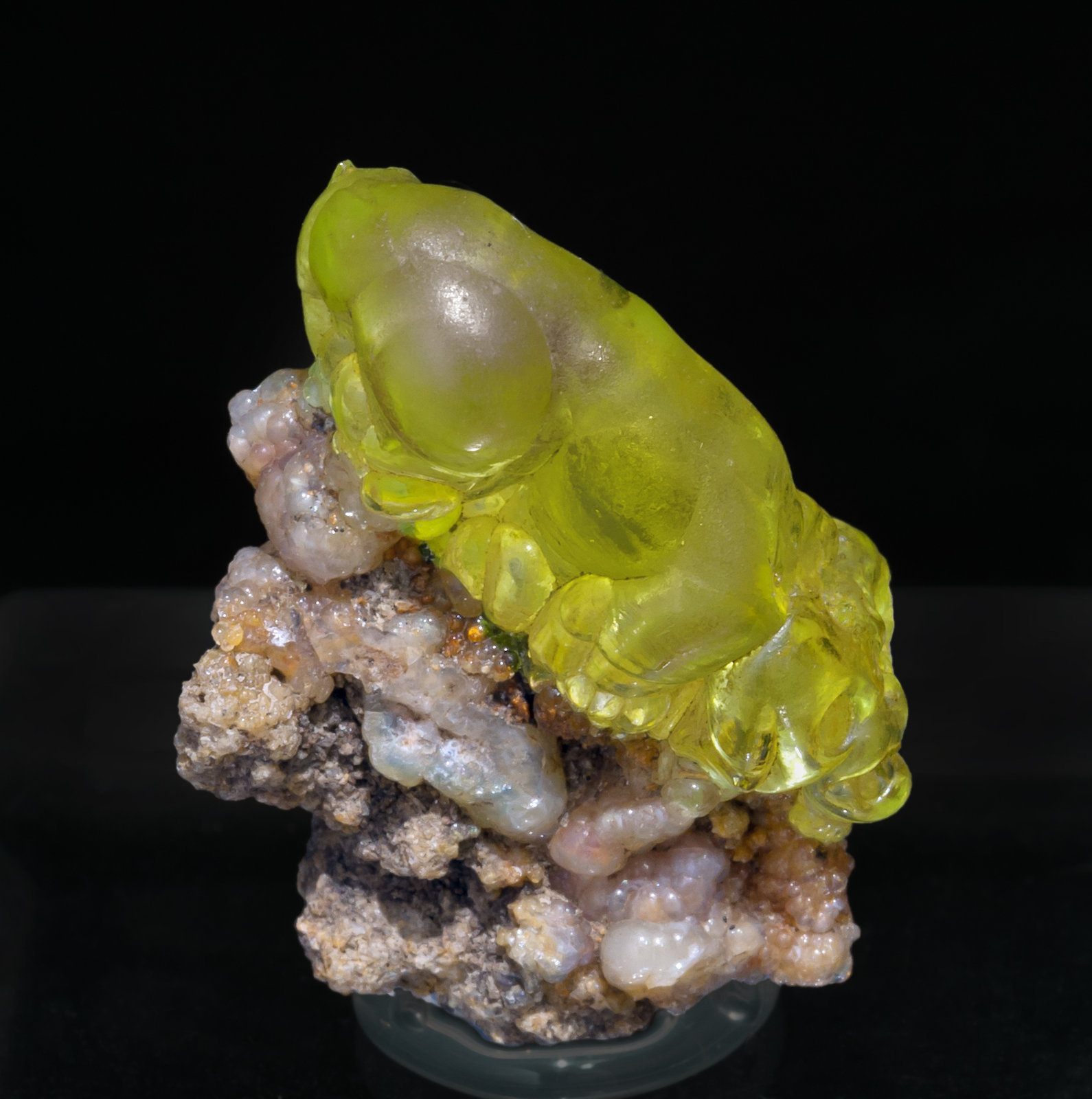 specimens/s_imagesZ6/Opal-TM14Z6f1.jpg