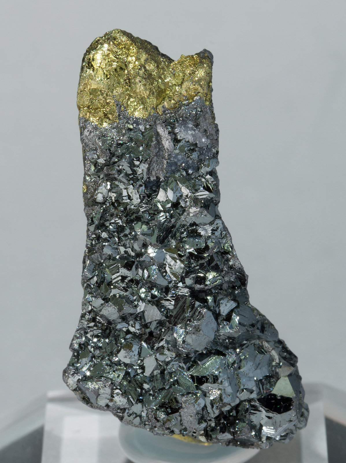 specimens/s_imagesZ6/Tennantite-TA11Z6f.jpg